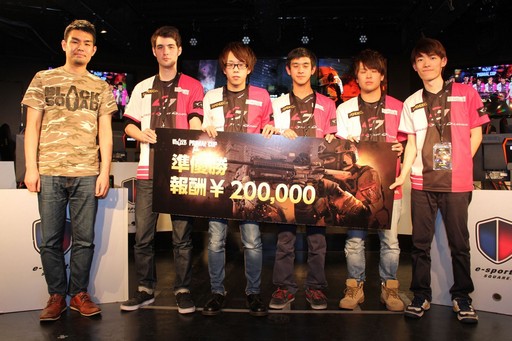 画像ギャラリー No.035のサムネイル画像 / 日本一のクランを決める「BLACK SQUAD PRIMAL CUP オフライン決勝大会」が開催。実力が伯仲した4クランの試合とアップデート情報をレポート
