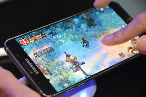 画像ギャラリー No.003のサムネイル画像 / ［G-Star 2016］ToSのスマホ版「Tree of Savior：Mobile Remake」を実際にプレイ。スマホに適した操作性＆育成要素の簡易化はまさに“リメイク”