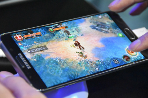 画像ギャラリー No.004のサムネイル画像 / ［G-Star 2016］ToSのスマホ版「Tree of Savior：Mobile Remake」を実際にプレイ。スマホに適した操作性＆育成要素の簡易化はまさに“リメイク”