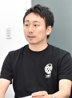 画像ギャラリー No.015のサムネイル画像 / シリーズの原点“2on2”を追求しつつ，新世代への進化を。PS4用ソフト「GUNDAM VERSUS」の安田直矢氏＆福﨑恵介氏にインタビュー