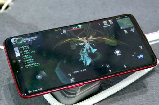 画像ギャラリー No.003のサムネイル画像 / ［CJ2018］スマホ版「パーフェクトワールド-完美世界-」がプレイアブル出展。PC版経験者は必見，ゲーム序盤のプレイムービーを掲載