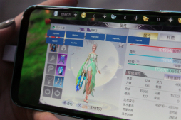 画像ギャラリー No.004のサムネイル画像 / スマホ版「パーフェクトワールド」の日本展開はそろそろですか? プロデューサーに聞いてみよう