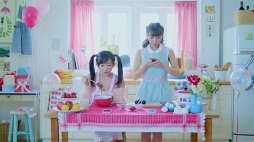 画像ギャラリー No.010のサムネイル画像 / 「オデスト」,飯田里穂さんプロデュースキャラが登場。初の地上波CMも2月6日より放映