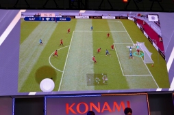 画像ギャラリー No.009のサムネイル画像 / ［TGS 2018］スマホ版「ウイニングイレブン 2018」は12月に“2019”へアップデート。Jリーグの正式収録も発表されたステージをレポート