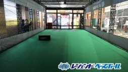 画像ギャラリー No.003のサムネイル画像 / 「レジェンドベースボール」が神戸のホームランスタジアム玉津店で稼働開始