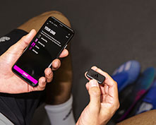 画像ギャラリー No.004のサムネイル画像 / リアルで計測したデータを「FIFA Mobile」に連動可能。シューズ用のインソール「adidas GMR(ゲーマー)」が本日販売開始