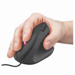 画像ギャラリー No.001のサムネイル画像 / 「縦型」形状採用で左右メインボタンは斜めから押下。Trust Gamingのユニークなゲーマー向けマウスが国内発売