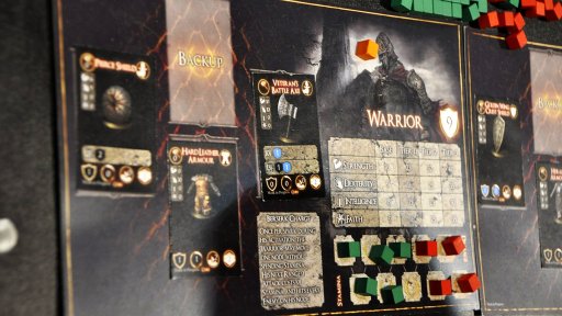 画像ギャラリー No.005のサムネイル画像 / ［SPIEL’16］「DARK SOULS」の難度と興奮を協力プレイで実現。ボードゲーム版「Dark Souls The Board Game」試遊レポート