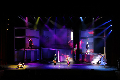 画像ギャラリー No.006のサムネイル画像 / 本日開幕した「MANKAI STAGE『A3!』ACT2!〜SPRING 2022〜」の舞台写真&キャストコメントを公開