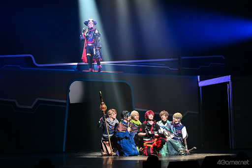 画像ギャラリー No.014のサムネイル画像 / 全劇団員＆初代リーダーズが集結「MANKAI STAGE『A3!』ACT3! 2025」ゲネプロレポート。劇団員たちの絆が舞台に満開の花を咲かせる
