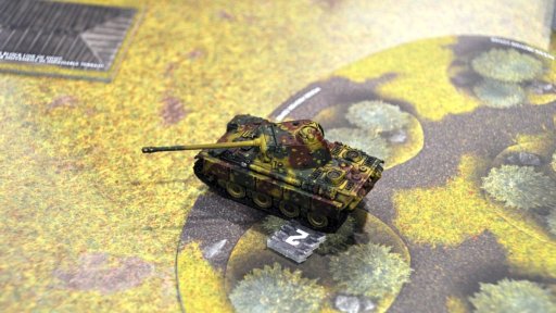 画像ギャラリー No.001のサムネイル画像 / ［SPIEL’16］心を鷲づかみにされる戦車ゲーム「TANKS：Panther vs Sherman」プレイレポート。シンプルなルールで激しい戦車戦を再現