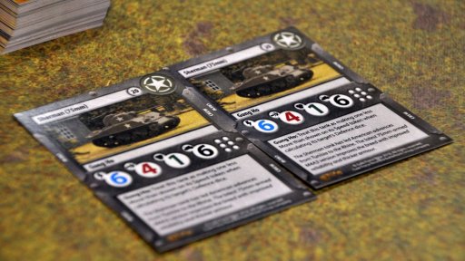画像ギャラリー No.009のサムネイル画像 / ［SPIEL’16］心を鷲づかみにされる戦車ゲーム「TANKS：Panther vs Sherman」プレイレポート。シンプルなルールで激しい戦車戦を再現