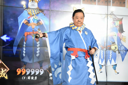 画像ギャラリー No.007のサムネイル画像 / 「陰陽師」新TVCM発表会をレポート。川口春奈さんがダチョウ倶楽部・上島さんに例の食べ物を“あーん”