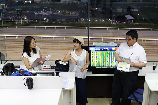 画像ギャラリー No.010のサムネイル画像 / 「Winning Post」と東京シティ競馬のコラボイベントが今年も開催。抽選会やレース観戦イベントの模様をレポート