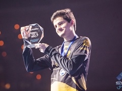 【速報】［EVO2017］「ULTIMATE MARVEL VS. CAPCOM 3」部門，優勝はRyanLV選手。優勝賞金1万ドルを獲得した