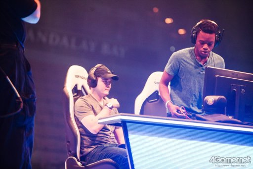 画像ギャラリー No.003のサムネイル画像 / ［EVO2017］「UMvC3」「BBCF」など5種目の優勝者が決定する最終日Twitterまとめ。4種目の優勝者が決定，「ストV」には日本人選手5名が出場