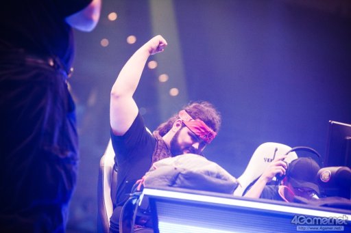画像ギャラリー No.004のサムネイル画像 / ［EVO2017］「UMvC3」「BBCF」など5種目の優勝者が決定する最終日Twitterまとめ。4種目の優勝者が決定，「ストV」には日本人選手5名が出場