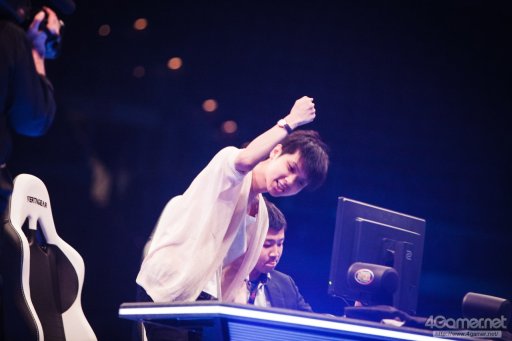 画像ギャラリー No.023のサムネイル画像 / ［EVO2017］「UMvC3」「BBCF」など5種目の優勝者が決定する最終日Twitterまとめ。4種目の優勝者が決定，「ストV」には日本人選手5名が出場