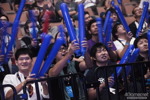画像ギャラリー No.024のサムネイル画像 / ［EVO2017］「UMvC3」「BBCF」など5種目の優勝者が決定する最終日Twitterまとめ。4種目の優勝者が決定，「ストV」には日本人選手5名が出場