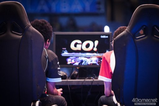 画像ギャラリー No.054のサムネイル画像 / ［EVO2017］「UMvC3」「BBCF」など5種目の優勝者が決定する最終日Twitterまとめ。4種目の優勝者が決定，「ストV」には日本人選手5名が出場