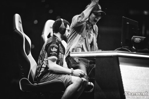 画像ギャラリー No.057のサムネイル画像 / ［EVO2017］「UMvC3」「BBCF」など5種目の優勝者が決定する最終日Twitterまとめ。4種目の優勝者が決定，「ストV」には日本人選手5名が出場