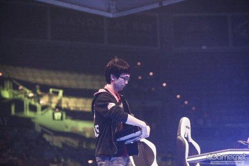 画像ギャラリー No.067のサムネイル画像 / ［EVO2017］「UMvC3」「BBCF」など5種目の優勝者が決定する最終日Twitterまとめ。4種目の優勝者が決定，「ストV」には日本人選手5名が出場
