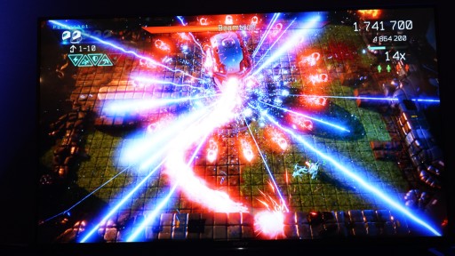 画像ギャラリー No.008のサムネイル画像 / 「RESOGUN」のHousemarqueが贈る新作「Nex Machina」プレイレポート。アーケードライクな楽しさはそのままに,新しい表現に挑んだ意欲作