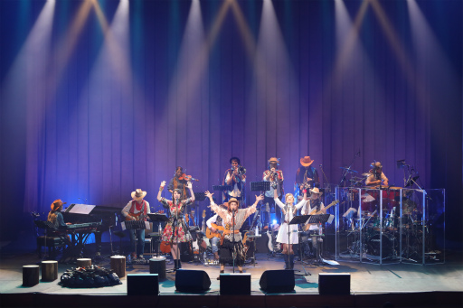 画像ギャラリー No.009のサムネイル画像 / 「ワイルドアームズ」シリーズの名曲が鳴り響いた「Score Re;fire #1 〜WILD ARMS Vocal Songs Concert〜」レポート。2人の歌姫が“渡り鳥”達を魅了した