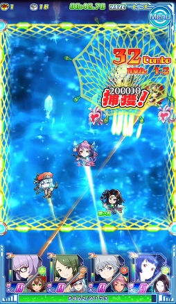 画像ギャラリー No.018のサムネイル画像 / 活きのいい宇宙魚に候補生&守護神が挑む。「ソラとウミのアイダ」のバトルシステムを紹介