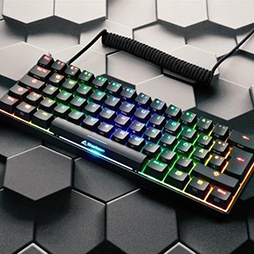 画像ギャラリー No.002のサムネイル画像 / Sharkoon，1万円で買える60％サイズのコンパクトキーボードを6月24日発売