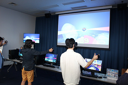 画像ギャラリー No.002のサムネイル画像 / 体を大きく動かしてプレイするVRリズムアクション「Airtone」のメディア向け体験会をレポート