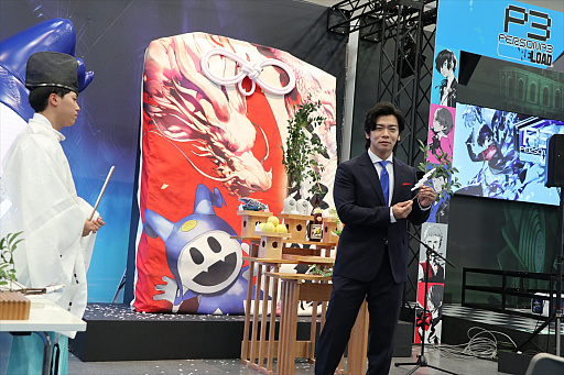 画像ギャラリー No.019のサムネイル画像 / 「アトラスフェス」本日と2024年6月9日，秋葉原で開催中。平和祈願の出張祭典や巨大お守りのギネス世界記録認定が行われた内覧会をレポート