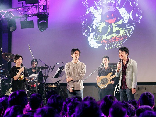 画像ギャラリー No.003のサムネイル画像 / ライブイベント「『真・女神転生』生誕25周年LIVE -CHAOS SIDE-」が開催。シリーズ屈指の人気曲がハードロックアレンジで夜の新宿に鳴り響いた
