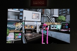 画像ギャラリー No.014のサムネイル画像 / 「Splatoon2」のステージイベント「イカ研究所 新イカ発見報告会」をレポート。流行や新ブキなど,前作から2年後の“イカ達”の生態が明かされる