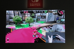 画像ギャラリー No.021のサムネイル画像 / 「Splatoon2」のステージイベント「イカ研究所 新イカ発見報告会」をレポート。流行や新ブキなど,前作から2年後の“イカ達”の生態が明かされる