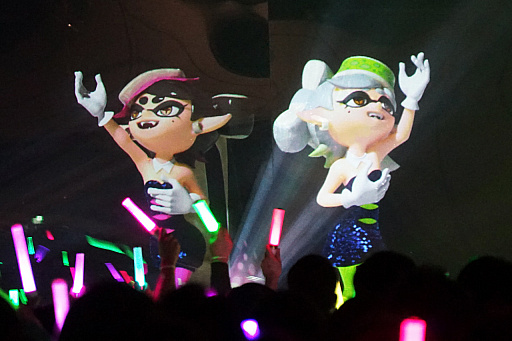 画像ギャラリー No.008のサムネイル画像 / ［闘会議2018］「スプラトゥーン2」テンタクルズ初の人間界ライブ“ハイカライブ”をレポート。後半はシオカラーズも登場