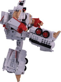 画像ギャラリー No.021のサムネイル画像 / トランスフォーマーが「ストII」ファイターをスキャン。リュウ風のコンボイや春麗風のアーシーが2018年5月に発売