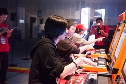 画像ギャラリー No.194のサムネイル画像 / アーケードゲーム全国大会「闘神祭2017」,20タイトルもの種目で新たな闘神が誕生した大会の模様をフォトレポートでお届け
