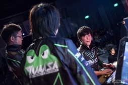 画像ギャラリー No.237のサムネイル画像 / アーケードゲーム全国大会「闘神祭2017」,20タイトルもの種目で新たな闘神が誕生した大会の模様をフォトレポートでお届け