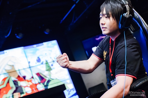 画像ギャラリー No.046のサムネイル画像 / 「GGXrd」「BBCF」の2017年における優秀選手が集結。「ARC SYSTEM WORKS FIGHTING GAME AWARD 2017」イベントレポート