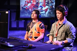 画像ギャラリー No.015のサムネイル画像 / 海外勢との交流が何よりの喜び――ARCREVO WORLD TOUR決勝大会「GUILTY GEAR Xrd Rev 2」部門優勝,おみと選手インタビュー