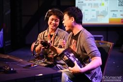 画像ギャラリー No.026のサムネイル画像 / 海外勢との交流が何よりの喜び――ARCREVO WORLD TOUR決勝大会「GUILTY GEAR Xrd Rev 2」部門優勝,おみと選手インタビュー