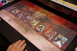 画像ギャラリー No.006のサムネイル画像 / ［JAEPO2017］「LORD of VERMILION IV」プレイレポート。「血晶武装」と「アルティメットレイド」で敵を粉砕せよ