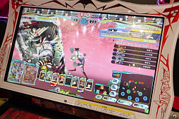 画像ギャラリー No.010のサムネイル画像 / ［JAEPO2017］「LORD of VERMILION IV」プレイレポート。「血晶武装」と「アルティメットレイド」で敵を粉砕せよ