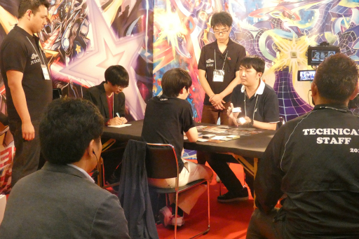 画像ギャラリー No.035のサムネイル画像 / 「デュエル・マスターズ グランプリ 8th」をレポート。2つのフォーマットで行われた史上初のダブルGP