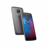 画像ギャラリー No.001のサムネイル画像 / Motolora，SIMロックフリースマートフォン「Moto G5S」の販売を開始