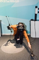 画像ギャラリー No.010のサムネイル画像 / 愛理のど真ん中直球勝負!:第12球「わくわく!ドキドキ!VR体験!」