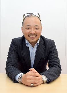 画像ギャラリー No.010のサムネイル画像 / 楽天ゲームズ 荒木重則代表に聞く。新プラットフォーム「RGames」は何を目指すのか。HTML5と楽天のネットワークがもたらすゲーム体験とは