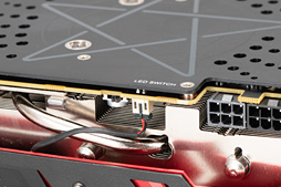 画像ギャラリー No.014のサムネイル画像 / 「Radeon RX 590」レビュー。12nmプロセス技術を採用して製造される初のPolarisはミドルクラス市場で輝けるか