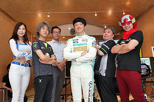 画像ギャラリー No.011のサムネイル画像 / 「ザ クルー2」初の公式大会，「ザ クルー2 Japan CUP」の予選会がスタート。レーシングドライバー，宮田莉朋選手も駆けつけたメディア向け発表会をレポート